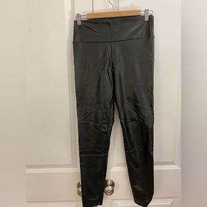 Stretchy pleather leggings